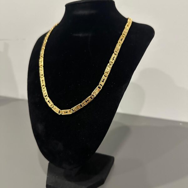 Nawabi Chain